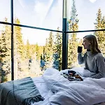 Magical Pond Nature Igloos Rezort
