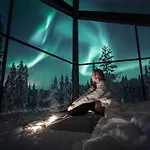 Rezort Magical Pond Nature Igloos Ruka