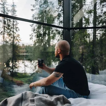 Magical Pond Nature Igloos 3*