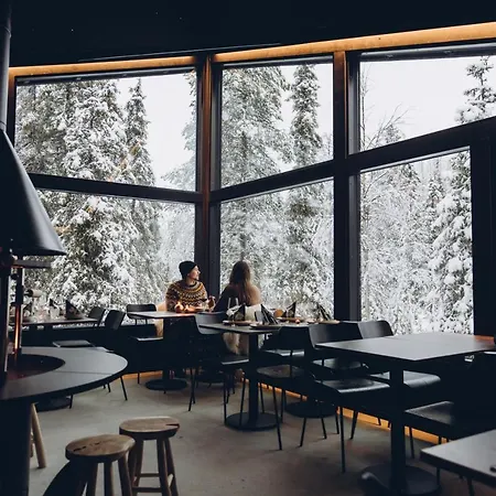 Resort Magical Pond Nature Igloos