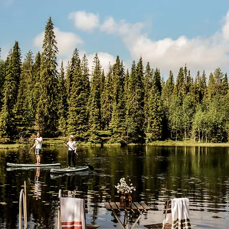 Magical Pond Nature Igloos Resort Ruka