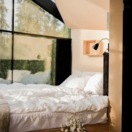 Magical Pond Nature Igloos 3*