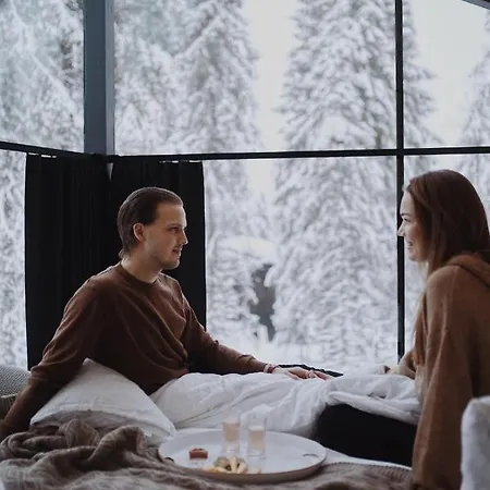 Magical Pond Nature Igloos 3*