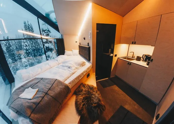 Resort Magical Pond Nature Igloos