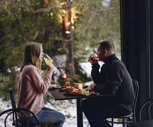 Resort Magical Pond Nature Igloos