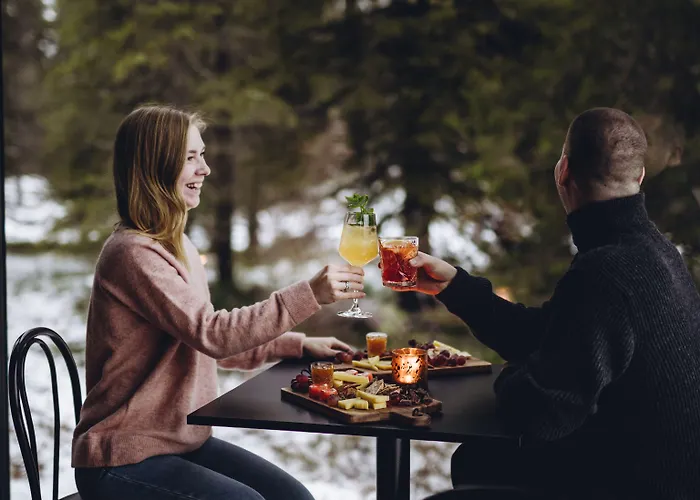 Magical Pond Nature Igloos Resort Ruka