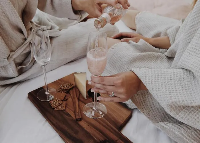 Magical Pond Nature Igloos 3* Ruka